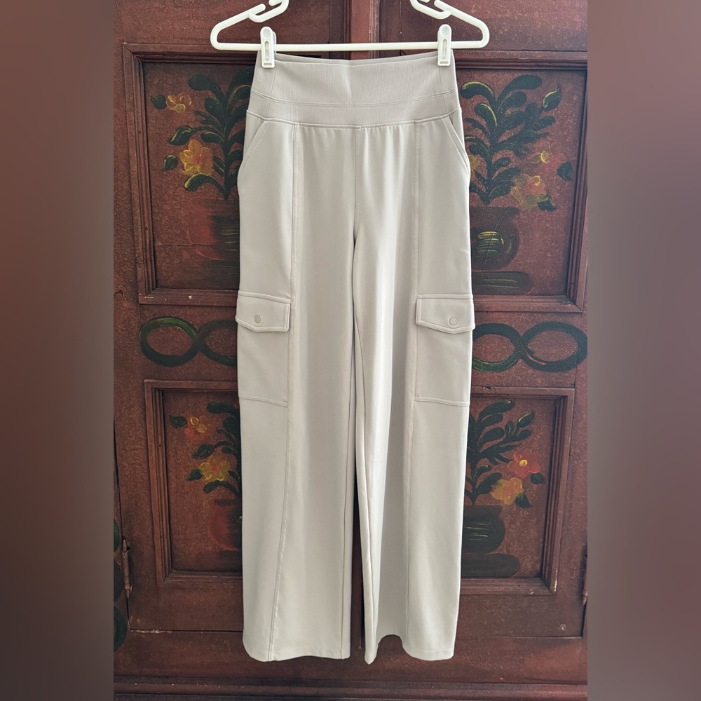 Athleta Venice Wide Leg Cargo Pant